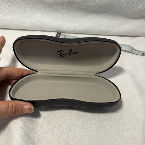Ray-Ban sunglass glasses case black like new - Picture 6 of 7